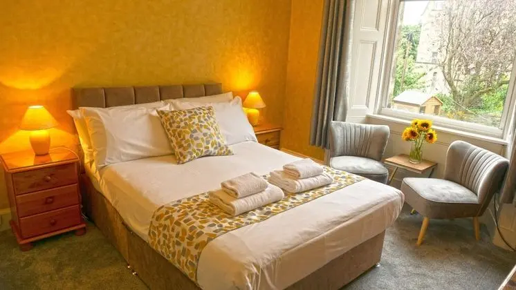 Classic Tek Büyük Yataklı Oda, Banyolu/Duşlu, Zemin Kat (Room 2)
