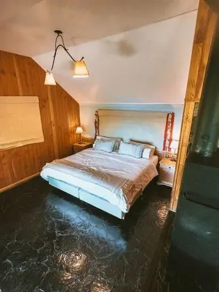 Stüdyo, 1 En Büyük (King) Boy Yatak