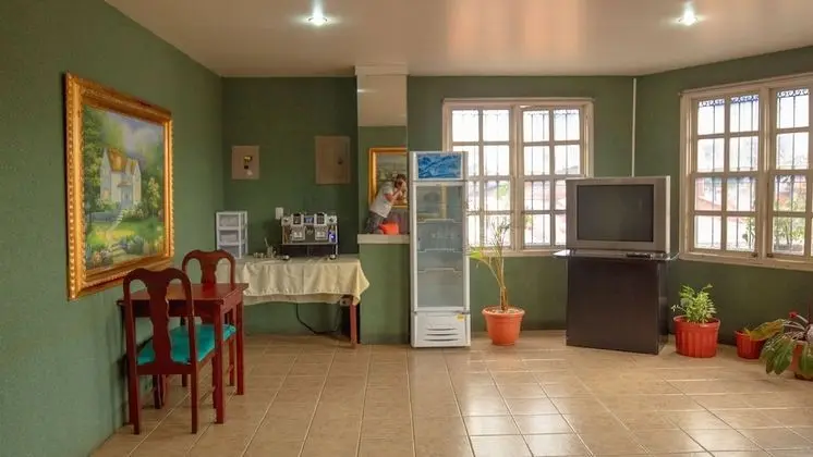 Family Üç Kişilik Oda