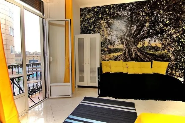 Dört Kişilik Oda, Ortak Banyo (1 room in shared apartment - Varadero)