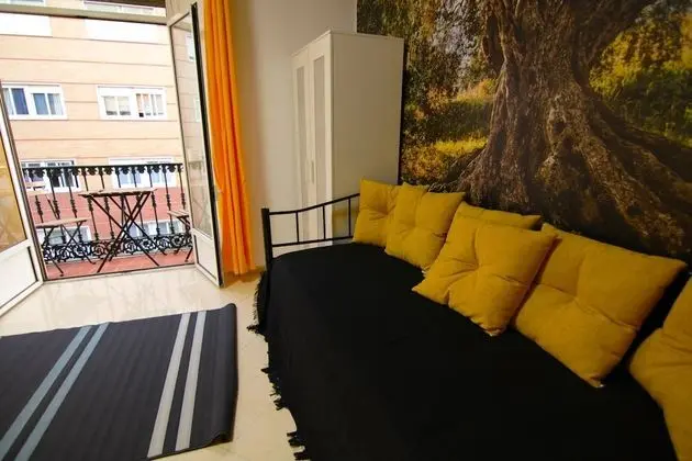 Dört Kişilik Oda, Ortak Banyo (1 room in shared apartment - Varadero)
