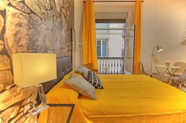 Dört Kişilik Oda, Ortak Banyo (1 room in shared apartment - Varadero)
