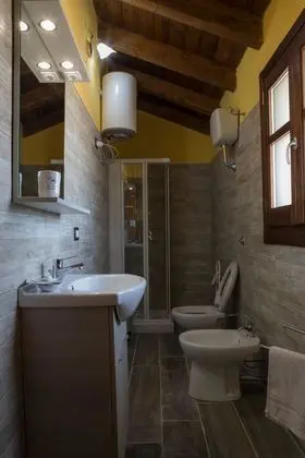 Deluxe Üç Kişilik Oda, Kısmi Deniz Manzaralı