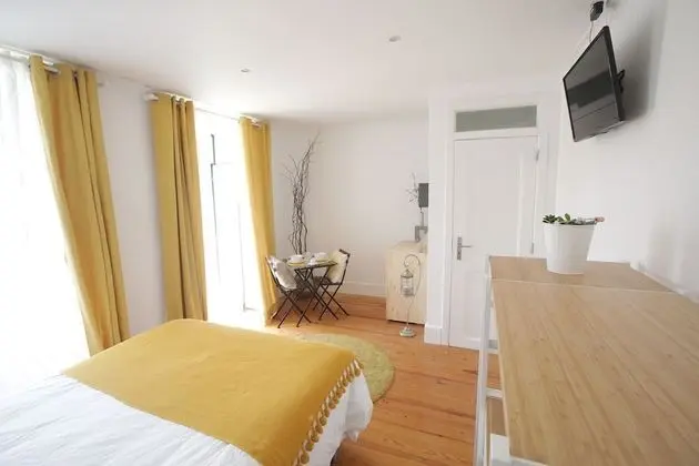 Üç Kişilik Oda, Balkon