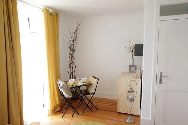Üç Kişilik Oda, Balkon
