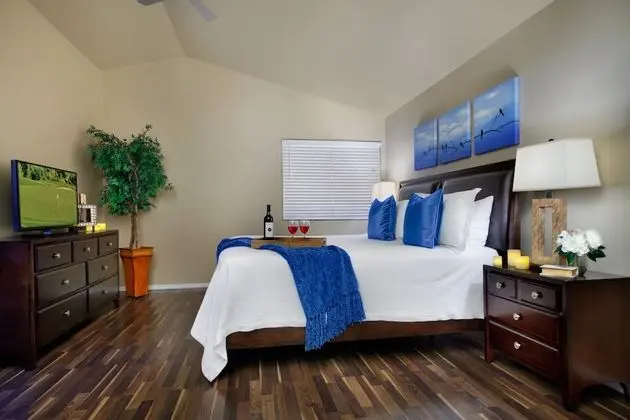 Ev (5 Bedrooms)