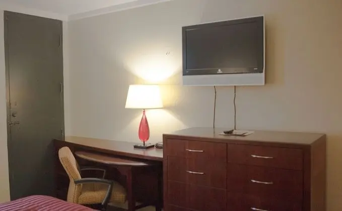 Tek Queen Yataklı Sigara İçilmeyen