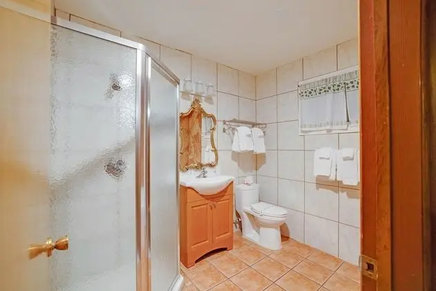 Deluxe Oda, 1 En Büyük (King) Boy Yatak, Veranda (with Private Patio)