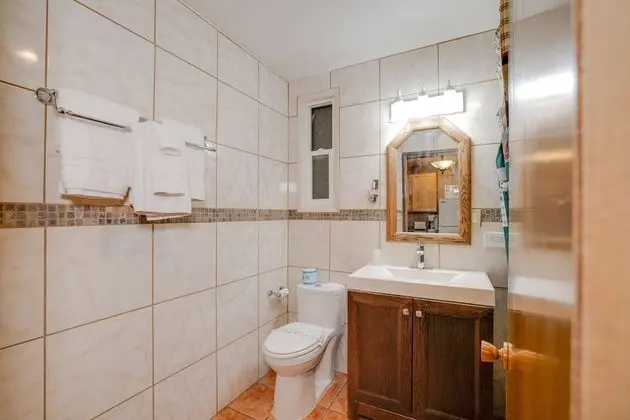 Deluxe Oda, 1 En Büyük (King) Boy Yatak, Veranda (with Private Patio)