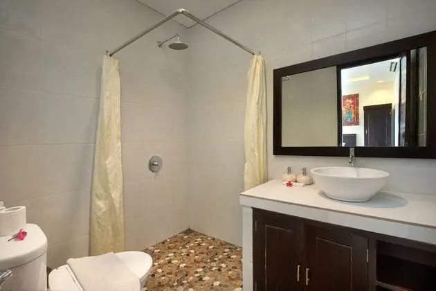 Deluxe Tek Büyük veya İki Ayrı Yataklı Oda, Bahçe Manzaralı