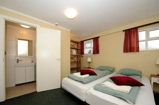 Standard Tek Büyük veya İki Ayrı Yataklı Oda, Özel Banyo