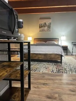 Deluxe Tek Büyük Yataklı Oda