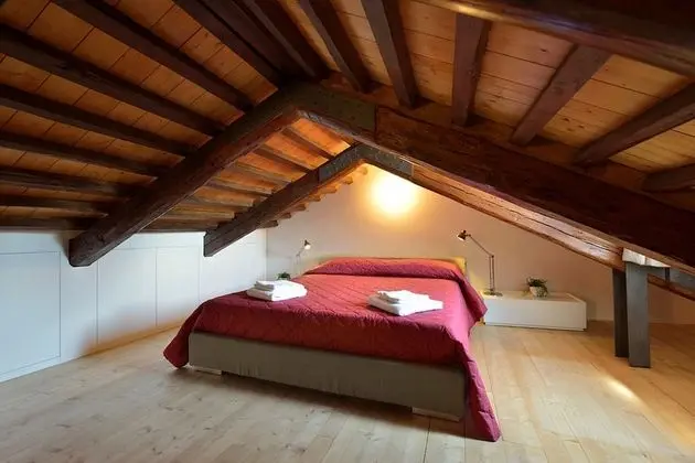 2 Bedrooms Skyline Penthouse