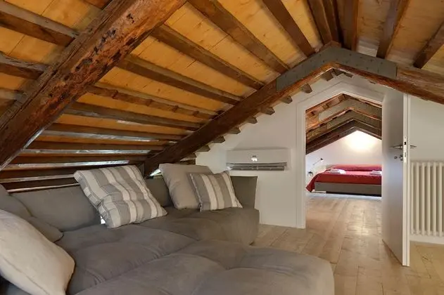 2 Bedrooms Skyline Penthouse