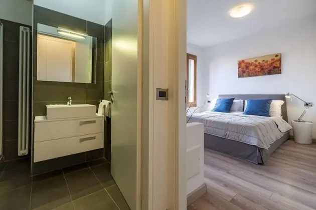 Apartment 1 bedroom, Arsenale Canal View 1