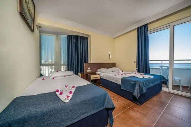 Standart Oda, Deniz Manzaralı, Balkonlu