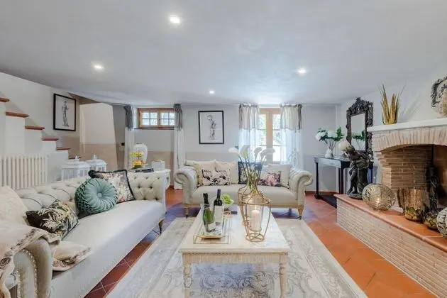 Villa, Sigara İçilebilir