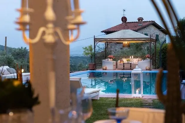 Villa, Sigara İçilebilir