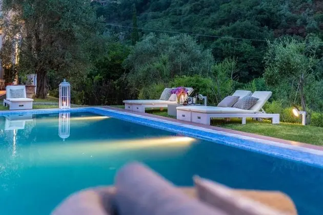 Villa, Sigara İçilebilir