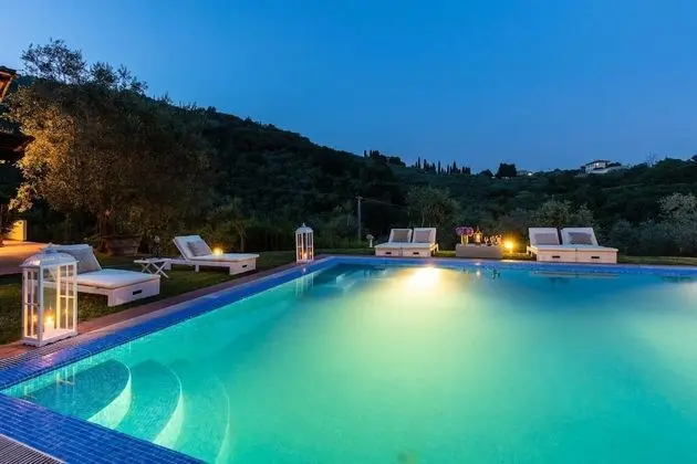 Villa, Sigara İçilebilir