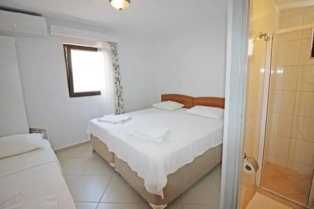 Ekonomik Oda, Avlu Manzaralı