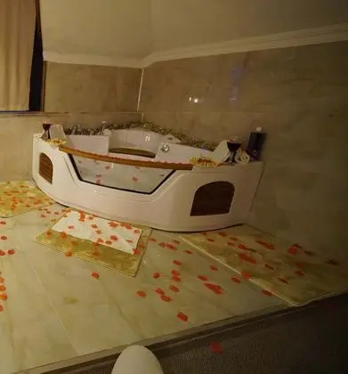 Deluxe Çatı Katı Süiti (Penthouse)