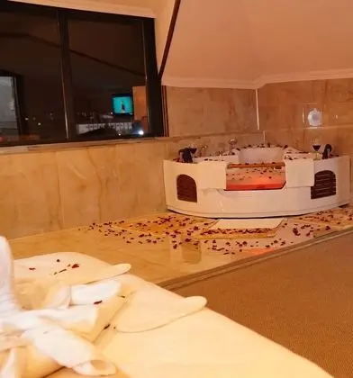 Deluxe Çatı Katı Süiti (Penthouse)