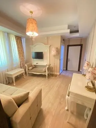 Çift Kişilik, Şehir Manzaralı