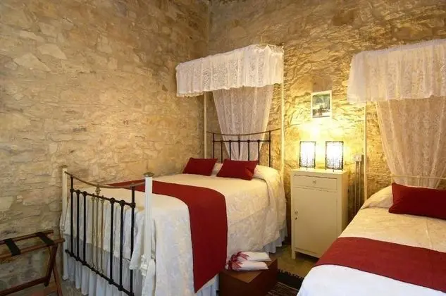 Traditional Apart Daire (The House of Zoiro)