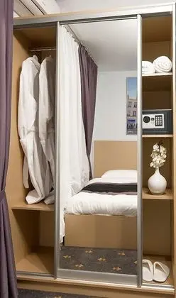 Standard Oda, Bahçe Manzaralı