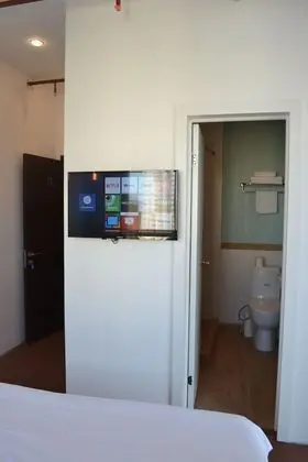 Comfort Tek Büyük Yataklı Oda