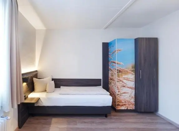 Standard Tek Büyük Yataklı Oda