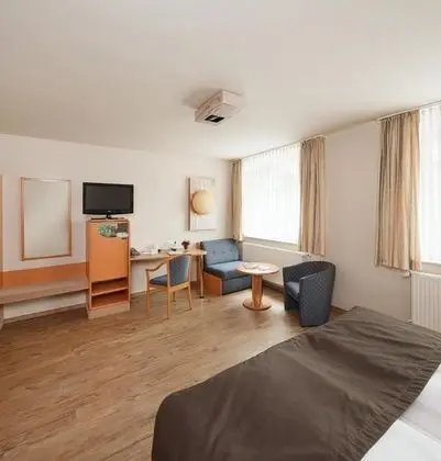 Superior Tek Büyük Yataklı Oda