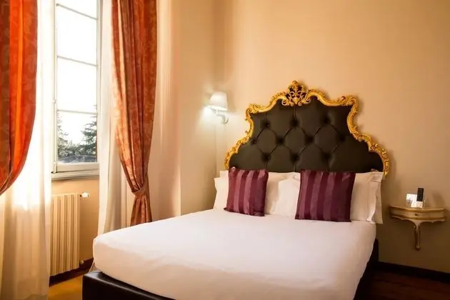 Tek Büyük Yataklı Oda (piccola in Villa)