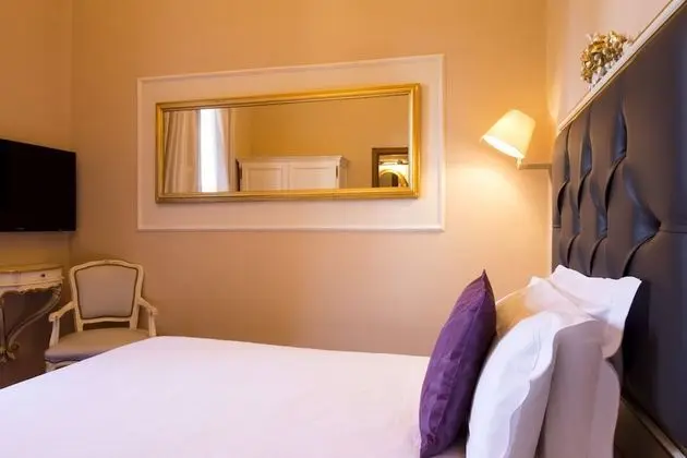 Tek Büyük Yataklı Oda (piccola in Villa)