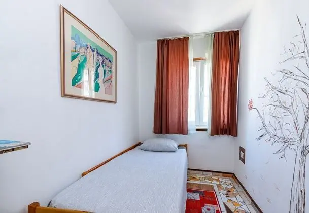 Family Apart Daire, Birden Çok Yatak, 2 Banyolu, Bahçeli (Art Apartment Judita Garden)