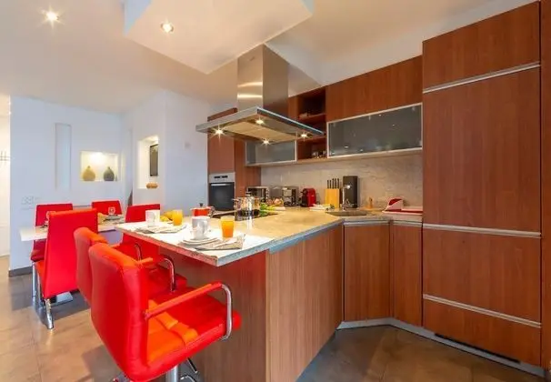 Family Apart Daire, 2 Çift Kişilik Yatak (Art Apartment)