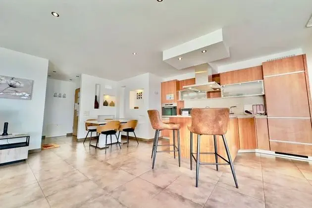 Family Apart Daire, 2 Çift Kişilik Yatak (Art Apartment)