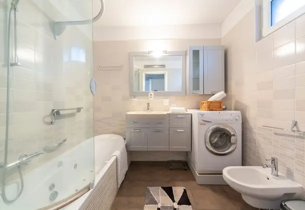 Family Apart Daire, 2 Çift Kişilik Yatak (Art Apartment)