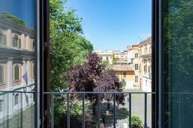 Deluxe Dört Kişilik Oda