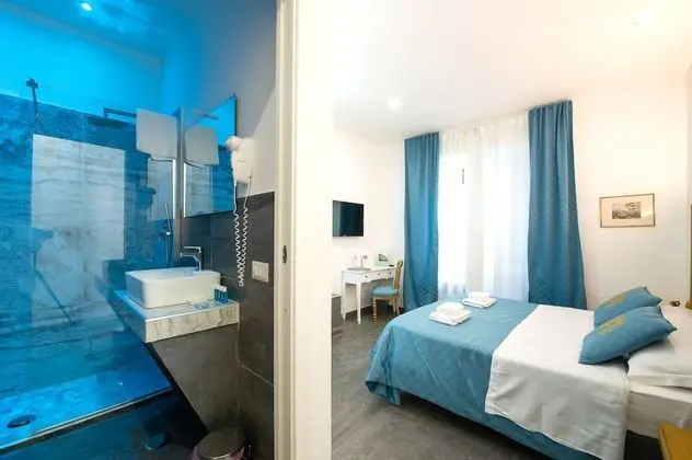 Deluxe Üç Kişilik Oda