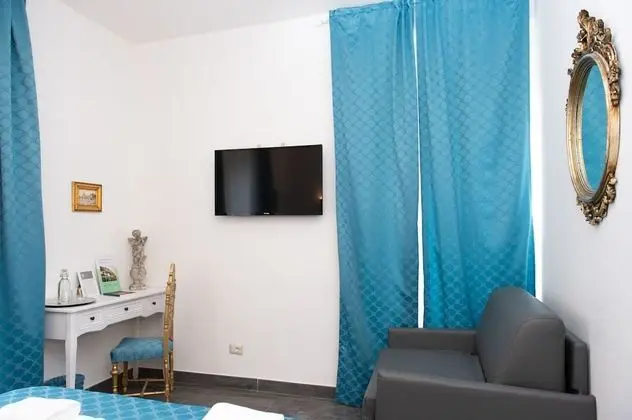 Deluxe Üç Kişilik Oda