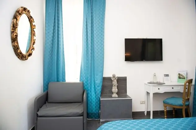 Deluxe Üç Kişilik Oda