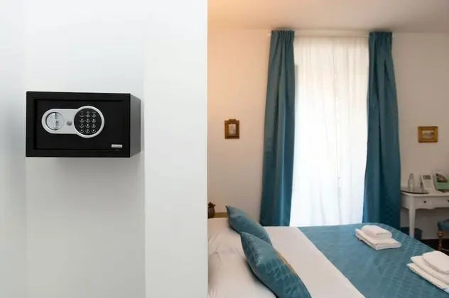 Deluxe Üç Kişilik Oda