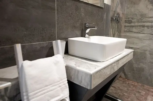 Deluxe Üç Kişilik Oda