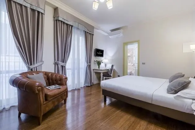 Superior Tek Büyük veya İki Ayrı Yataklı Oda