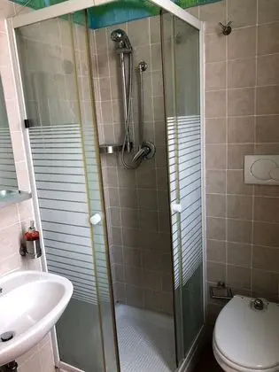 Deluxe Tek Büyük veya İki Ayrı Yataklı Oda, Banyolu/Duşlu