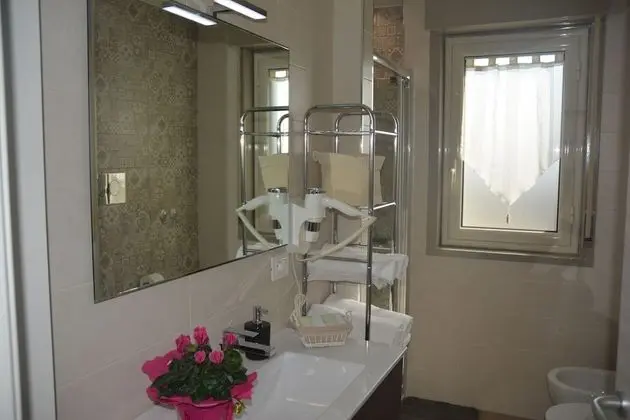 Deluxe Oda, Ortak Banyo