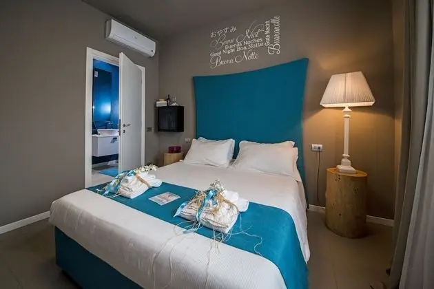 Deluxe Tek Büyük Yataklı Oda (Tourquoise)