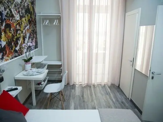 Classic Tek Büyük Yataklı Oda, Balkon (Pollock)